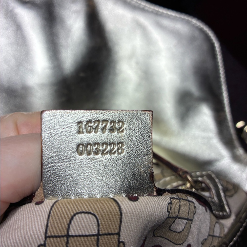 Gucci Britt Tassel Flap Bag Guccissima Metallic Gold w Tassel, dust bag and box - Picture 9 of 16